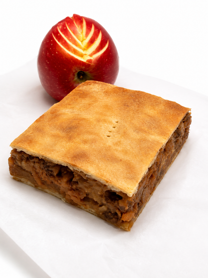 Plăcintă cu Mere, Stafide și Aluat Fraged cu Unt, 300g